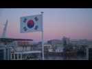 S.Korean soldiers and civilians board ferry to Yeonpyeong island