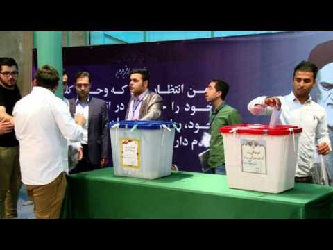 Polls open with Iranians to give verdict on Rouhani
