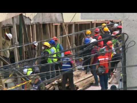 Search for survivors at quake-hit Mexico City school
