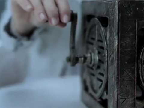 Lost Girl - Teaser 1 - VO