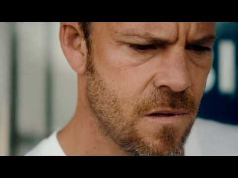 American Hero - Bande annonce 1 - VO - (2015)