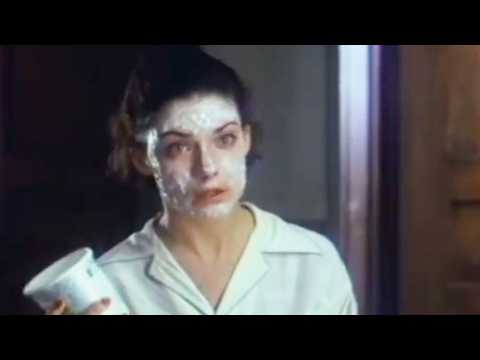 2 garçons, 1 fille, 3 possibilités - Bande annonce 1 - VO - (1993)