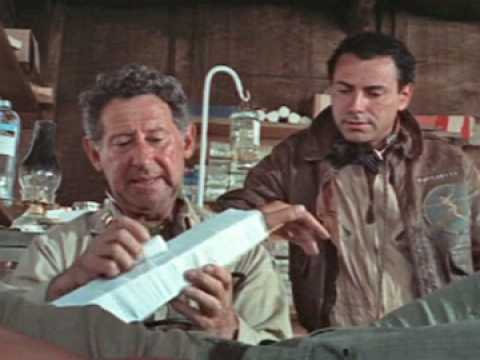 Catch-22 - Bande annonce 1 - VO - (1970)