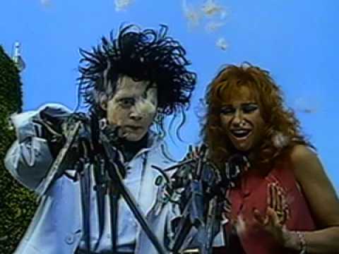 Edward aux mains d'argent - Bande annonce 7 - VO - (1990)