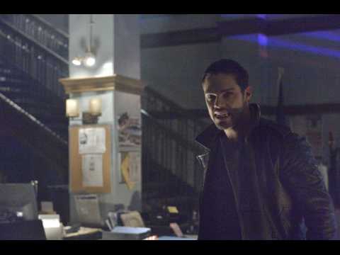 Beauty and The Beast (2012) - Teaser 1 - VO