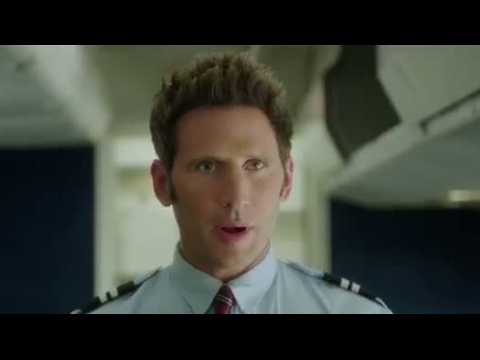 Larry Gaye: hôtesse de l'air - Bande annonce 1 - VO - (2015)