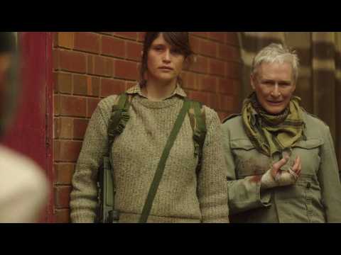 The Last Girl – Celle qui a tous les dons - Bande annonce 4 - VO - (2016)