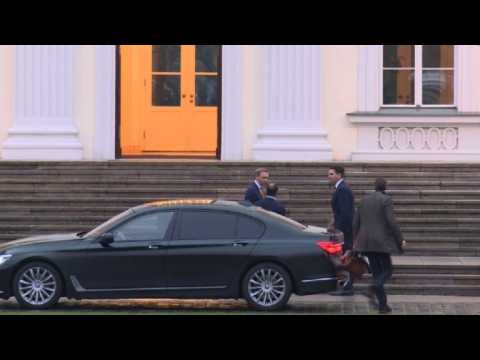 German president meets with the Greens amid political crisis