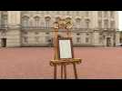 Royal baby announced on notice at Buckingham Palace