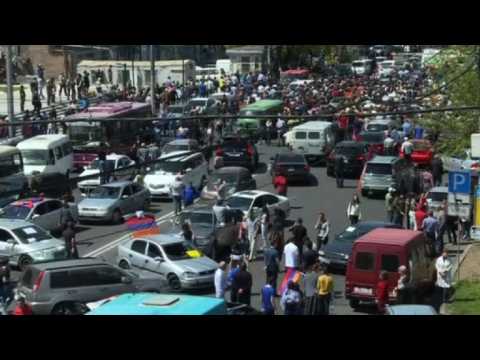 Protesters block traffic in Yerevan as political crisis deepens