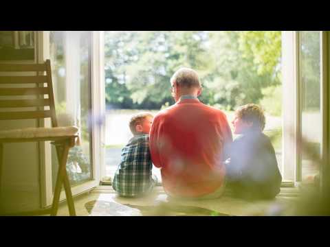 The More You Hang Out With Your Parents & Grandparents, the Longer They’ll Live