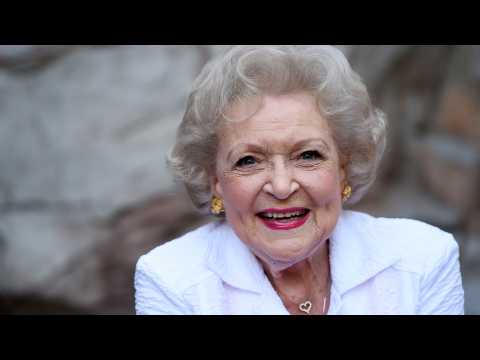 Betty White Says She’s Single and Ready to Mingle at 94