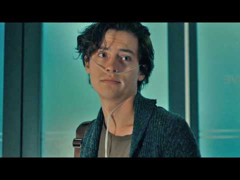 A deux mètres de toi - Bande annonce 4 - VO - (2019)