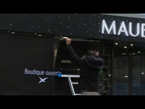 The Champs-Elysees avenue prepares for New Year's Eve