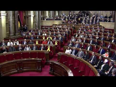 Catalan parliament meets as sacked leader seeks comeback