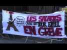 Strike over long lines shuts Eiffel Tower for second day
