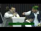 Pakistan lawmakers elect new president