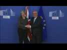 May meets with Juncker in bid to save Brexit deal
