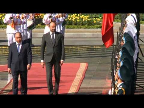 French PM Edouard Philippe begins official visit in Vietnam