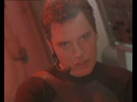 Shark Attack 3: Megalodon - bande annonce - VO - (2004)