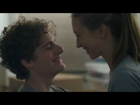 6 Years - bande annonce - VO - (2015)