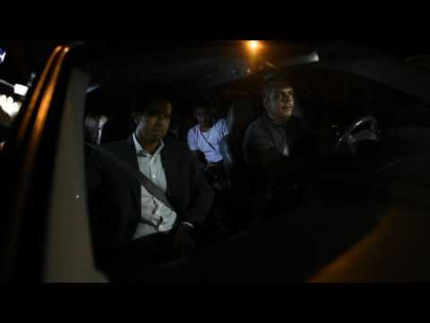 Neymar arrives at hospital for foot operation