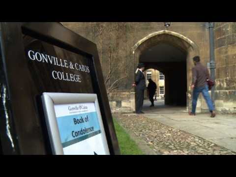 People sign book of condolences in Cambridge after Hawking death