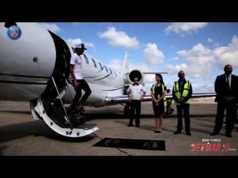 Football: Neymar arrives in Paris promising glory for PSG