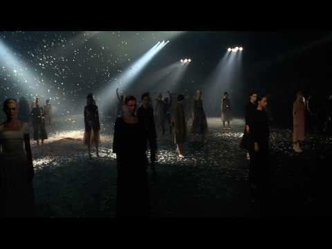 Christian Dior - Women's Spring/Summer Collection 2019 in Paris ( with interviews)