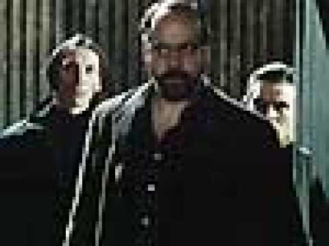 Shoot'Em Up - Extrait 12 - VO - (2007)