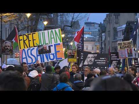 Assange supporters' protest arrives at 10 Downing Street
