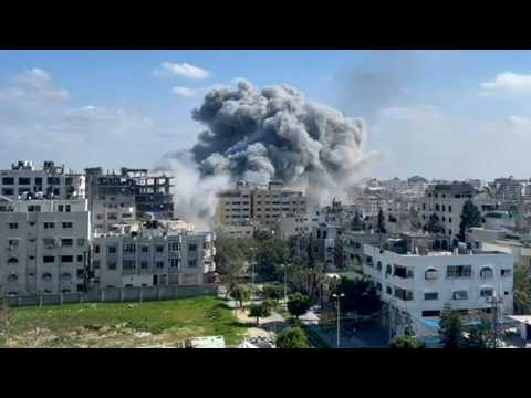 Snoke billows following Israeli strikes on Gaza City
