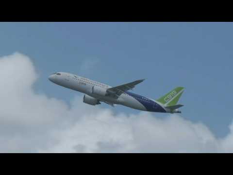 China's homegrown airliner makes international debut in Singapore