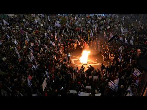 Scuffles, arrests at anti-government protest in Tel Aviv