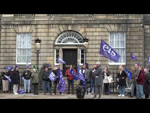 Outside Bute House amid reports Yousaf to resign as Scottish FM