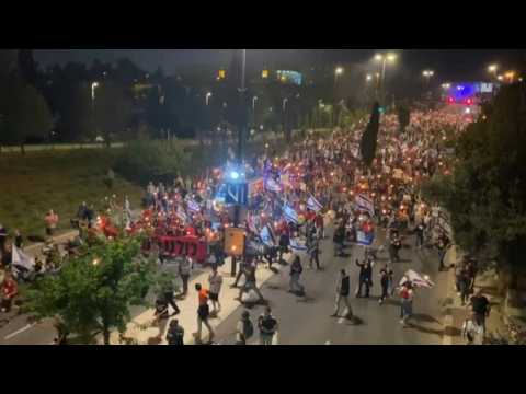 Anti-government protesters rally outside Israel's Knesset