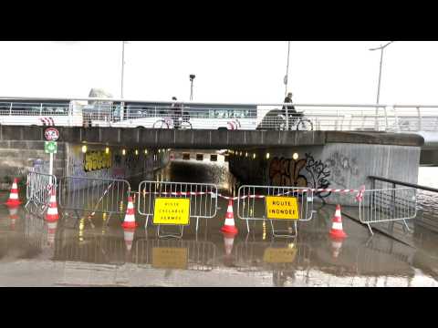 Flood warning: the River Garonne rises above its banks in Bordeaux