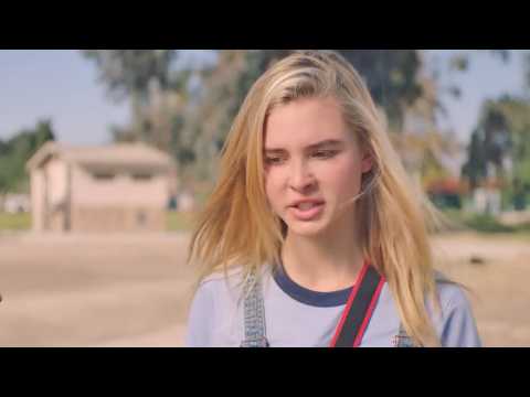 The Moon & Back - Bande annonce 1 - VO - (2022)