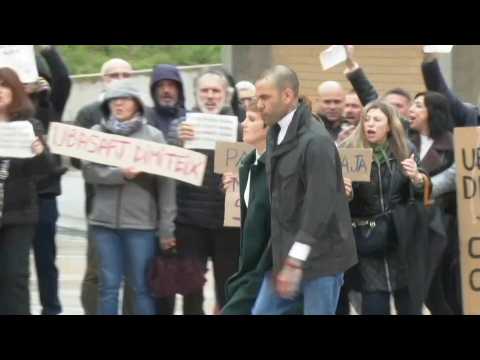 Dani Alves leaves jail after paying one-million-euro bail
