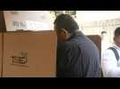 Salvadorans cast their vote amid general election