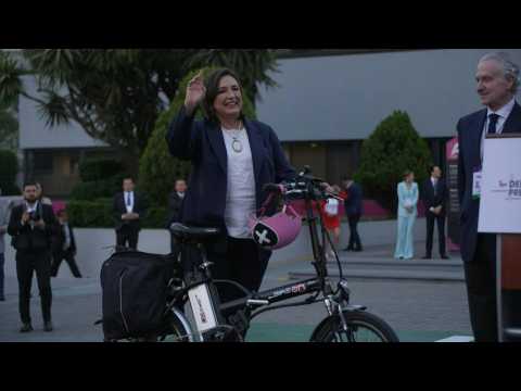 Mexican presidential candidate Galves arrives ahead of first debate