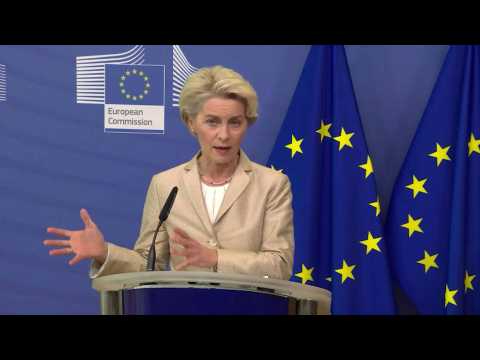 Von der Leyen sets out new EU Russia sanctions including oil price cap