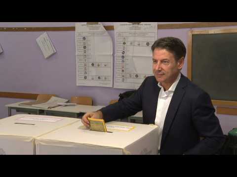 Italy's 'Five Star' leader Giuseppe Conte casts vote in national election
