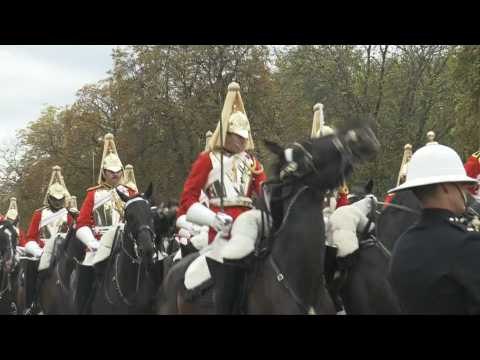 Queen Elizabeth II's coffin taken up The Long Walk in Windsor