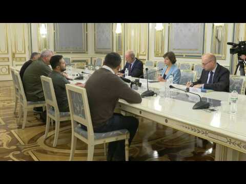 Zelensky meets French FM Catherine Colonna in Kyiv