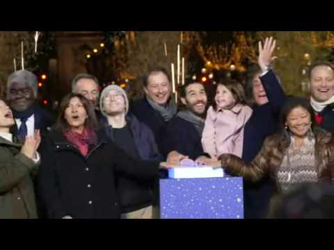 Champs-Élysées Christmas lights are turned on in Paris