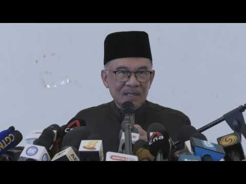 Newly elected Malaysian PM, Anwar Ibrahim thanks 'reformists and friends' for decades of support