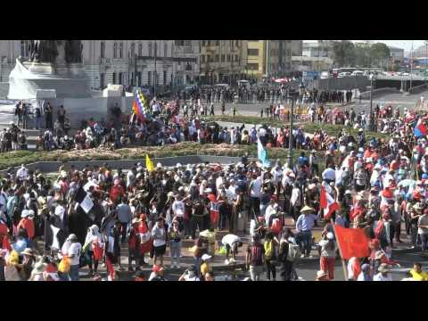 Anti-govt protesters rally in Peru capital as president calls for 'truce'