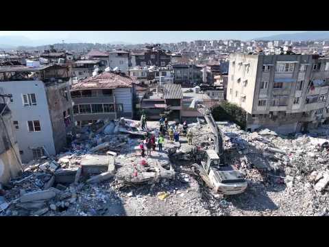 Ukrainian rescuers continue search for earthquake survivors in Turkey