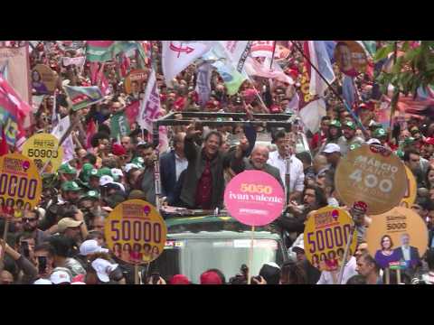 Lula holds rally in Sao Paulo on eve of presidential elections